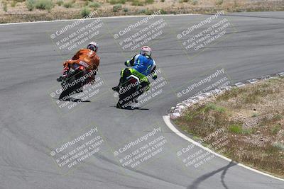 media/Apr-20-2025-AHRMA (Sun) [[393a79c373]]/Race/Group 5/Turn 4b/